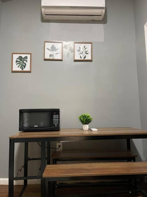 Cozy Studio Staycation - Brooklyn Close To Train Stations New York Buitenkant foto